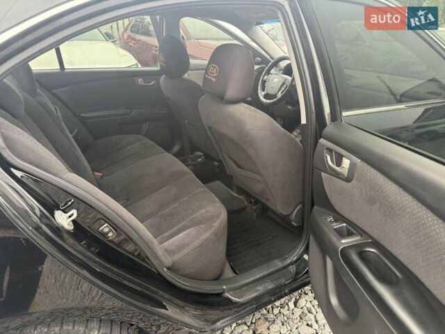 Черный Киа Маджентис, объемом двигателя 2 л и пробегом 115 тыс. км за 7200 $, фото 20 на Automoto.ua