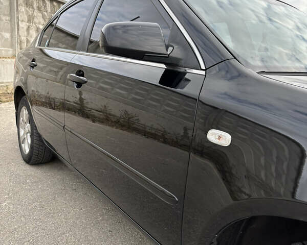 Чорний Кіа Маджентіс, об'ємом двигуна 2 л та пробігом 244 тис. км за 5200 $, фото 4 на Automoto.ua