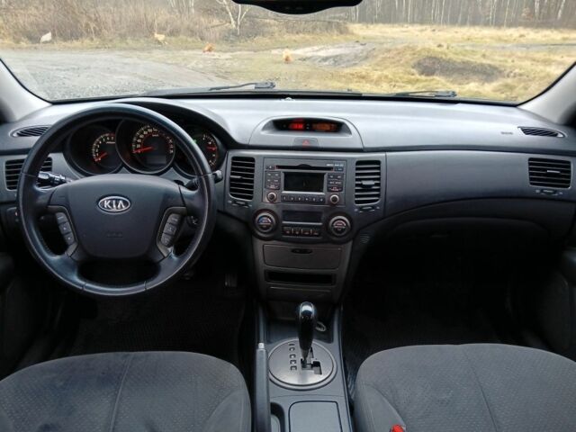 Чорний Кіа Маджентіс, об'ємом двигуна 2 л та пробігом 212 тис. км за 4950 $, фото 9 на Automoto.ua