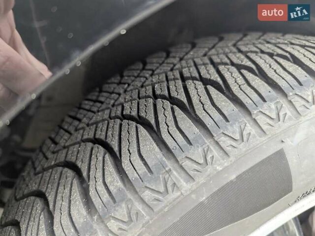 Черный Киа Маджентис, объемом двигателя 2 л и пробегом 236 тыс. км за 6000 $, фото 17 на Automoto.ua