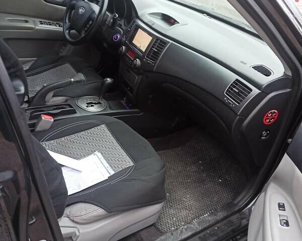 Черный Киа Маджентис, объемом двигателя 2 л и пробегом 226 тыс. км за 5500 $, фото 6 на Automoto.ua