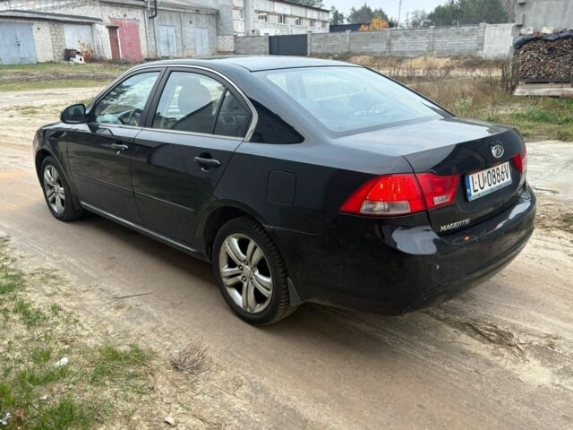 Черный Киа Маджентис, объемом двигателя 2 л и пробегом 260 тыс. км за 3100 $, фото 2 на Automoto.ua