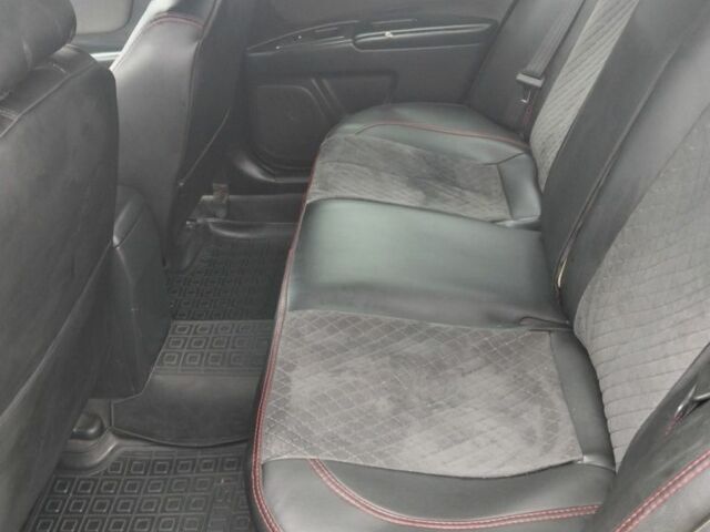 Чорний Кіа Маджентіс, об'ємом двигуна 2 л та пробігом 215 тис. км за 6700 $, фото 5 на Automoto.ua