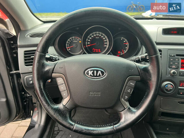 Черный Киа Маджентис, объемом двигателя 2 л и пробегом 212 тыс. км за 6500 $, фото 16 на Automoto.ua