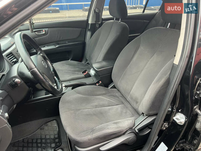 Черный Киа Маджентис, объемом двигателя 2 л и пробегом 212 тыс. км за 6500 $, фото 9 на Automoto.ua