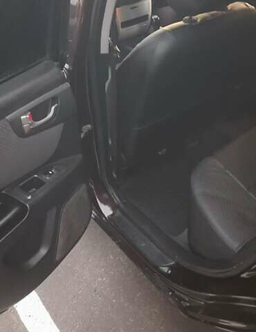 Коричневий Кіа Маджентіс, об'ємом двигуна 2 л та пробігом 278 тис. км за 5800 $, фото 6 на Automoto.ua