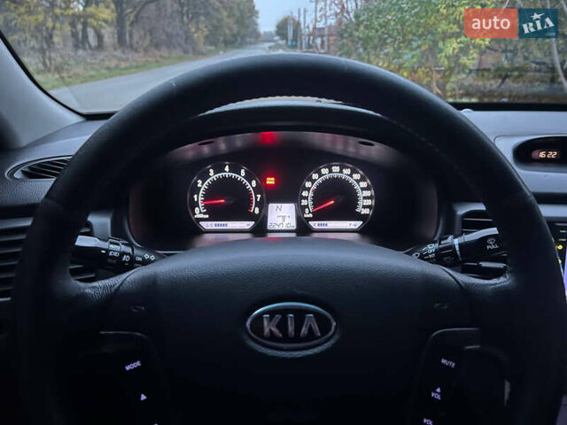 Коричневый Киа Маджентис, объемом двигателя 2 л и пробегом 225 тыс. км за 5500 $, фото 9 на Automoto.ua