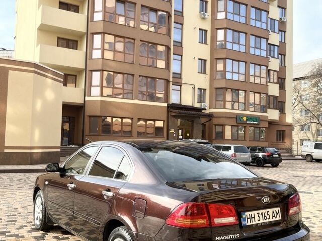 Коричневый Киа Маджентис, объемом двигателя 2 л и пробегом 192 тыс. км за 5900 $, фото 1 на Automoto.ua