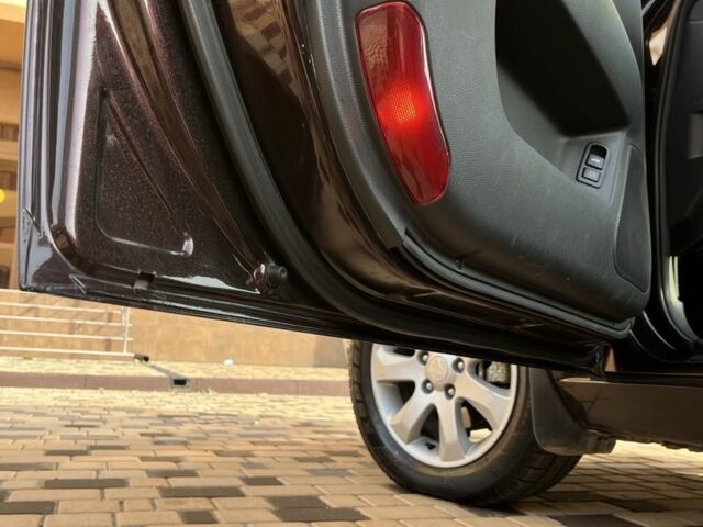 Коричневый Киа Маджентис, объемом двигателя 2 л и пробегом 192 тыс. км за 5900 $, фото 10 на Automoto.ua