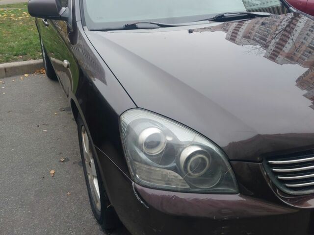 Коричневый Киа Маджентис, объемом двигателя 2.7 л и пробегом 355 тыс. км за 4400 $, фото 2 на Automoto.ua