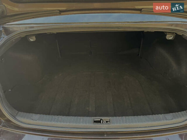 Коричневый Киа Маджентис, объемом двигателя 2 л и пробегом 192 тыс. км за 5900 $, фото 19 на Automoto.ua