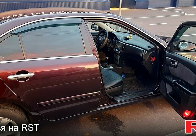 Коричневый Киа Маджентис, объемом двигателя 2 л и пробегом 278 тыс. км за 4700 $, фото 4 на Automoto.ua