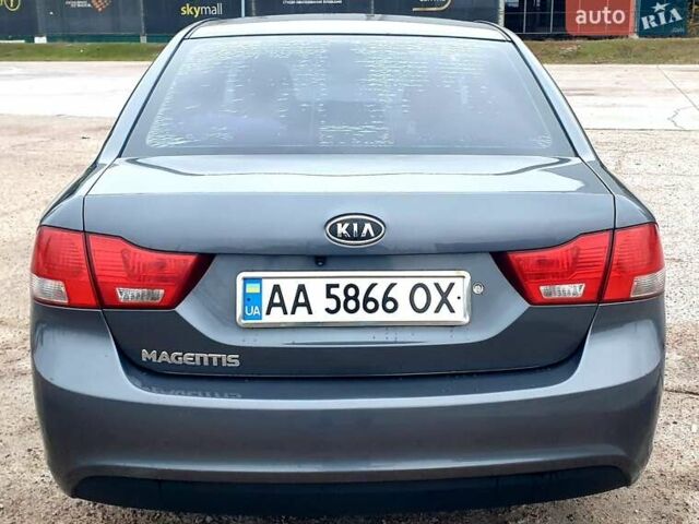 Коричневый Киа Маджентис, объемом двигателя 2 л и пробегом 294 тыс. км за 5500 $, фото 5 на Automoto.ua
