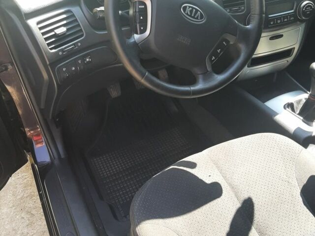 Коричневий Кіа Маджентіс, об'ємом двигуна 0 л та пробігом 230 тис. км за 3700 $, фото 7 на Automoto.ua