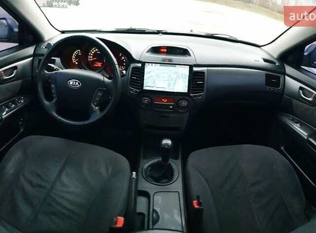 Коричневый Киа Маджентис, объемом двигателя 2 л и пробегом 294 тыс. км за 5500 $, фото 23 на Automoto.ua