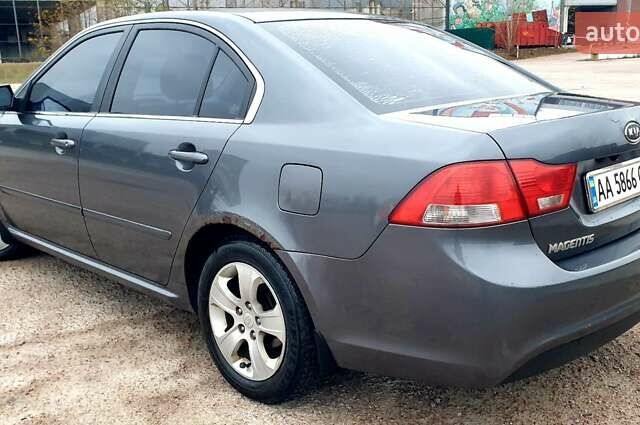 Коричневый Киа Маджентис, объемом двигателя 2 л и пробегом 294 тыс. км за 5500 $, фото 4 на Automoto.ua