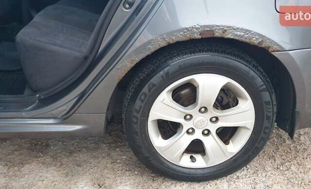 Коричневый Киа Маджентис, объемом двигателя 2 л и пробегом 294 тыс. км за 5500 $, фото 17 на Automoto.ua