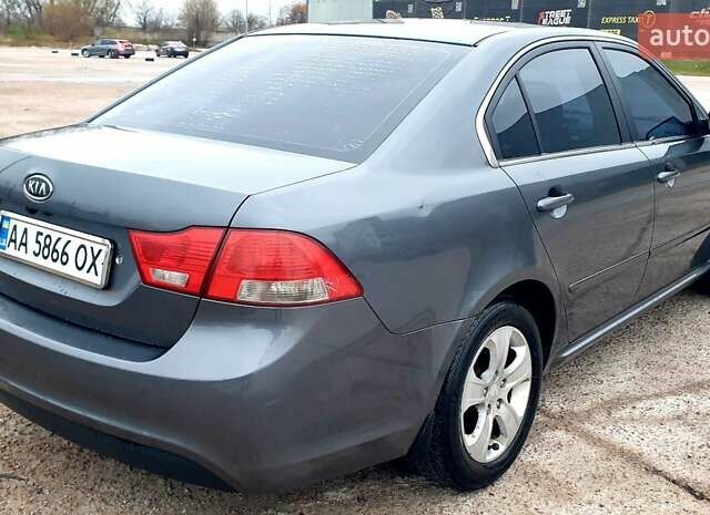 Коричневый Киа Маджентис, объемом двигателя 2 л и пробегом 294 тыс. км за 5500 $, фото 6 на Automoto.ua