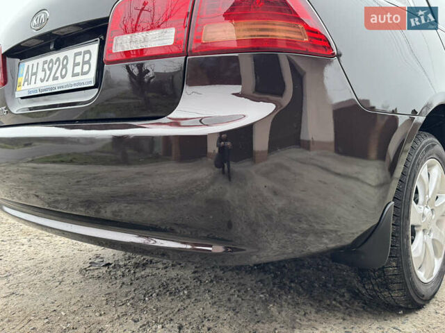 Коричневий Кіа Маджентіс, об'ємом двигуна 2 л та пробігом 157 тис. км за 5900 $, фото 20 на Automoto.ua