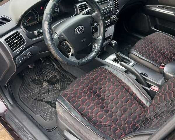 Коричневый Киа Маджентис, объемом двигателя 2 л и пробегом 299 тыс. км за 4444 $, фото 7 на Automoto.ua