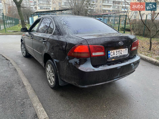 Коричневий Кіа Маджентіс, об'ємом двигуна 2 л та пробігом 245 тис. км за 4000 $, фото 2 на Automoto.ua