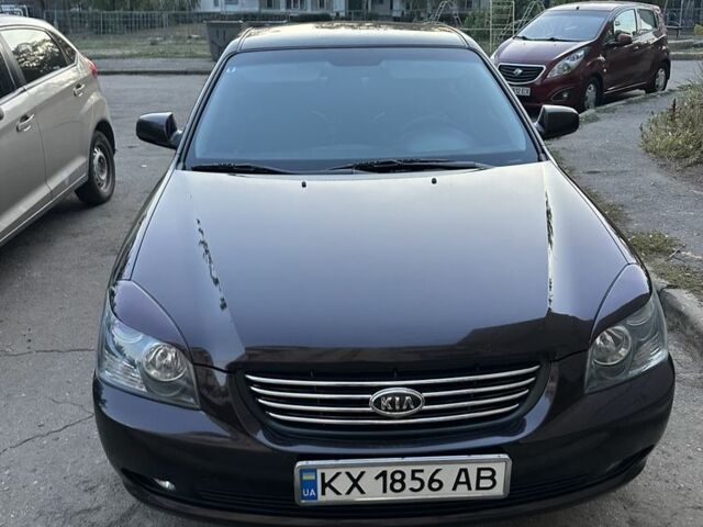 Коричневый Киа Маджентис, объемом двигателя 2 л и пробегом 183 тыс. км за 5500 $, фото 2 на Automoto.ua