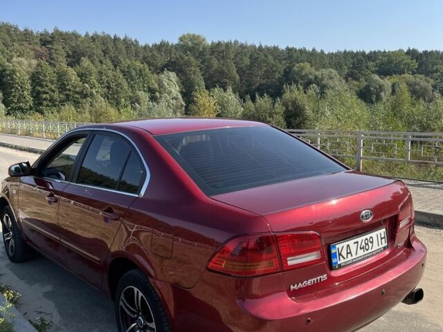 Красный Киа Маджентис, объемом двигателя 2 л и пробегом 190 тыс. км за 5900 $, фото 5 на Automoto.ua