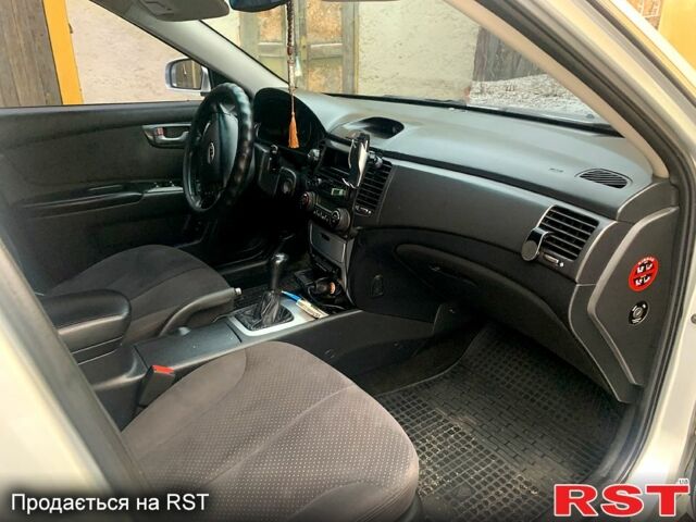 Кіа Маджентіс, об'ємом двигуна 2 л та пробігом 0 тис. км за 4800 $, фото 2 на Automoto.ua