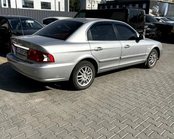 Киа Маджентис, объемом двигателя 2 л и пробегом 321 тыс. км за 3050 $, фото 4 на Automoto.ua