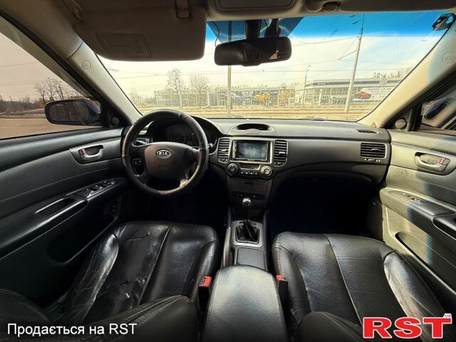 Киа Маджентис, объемом двигателя 20 л и пробегом 271 тыс. км за 3899 $, фото 8 на Automoto.ua