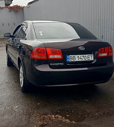Кіа Маджентіс, об'ємом двигуна 2 л та пробігом 221 тис. км за 6200 $, фото 1 на Automoto.ua
