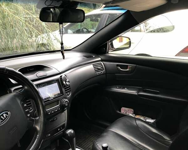Киа Маджентис, объемом двигателя 2.7 л и пробегом 230 тыс. км за 6500 $, фото 3 на Automoto.ua