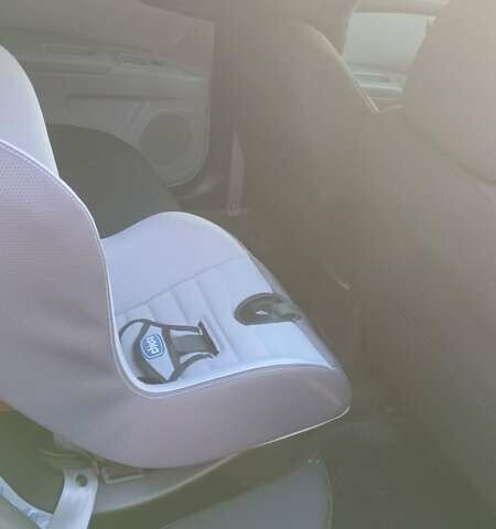 Кіа Маджентіс, об'ємом двигуна 2 л та пробігом 307 тис. км за 5500 $, фото 5 на Automoto.ua