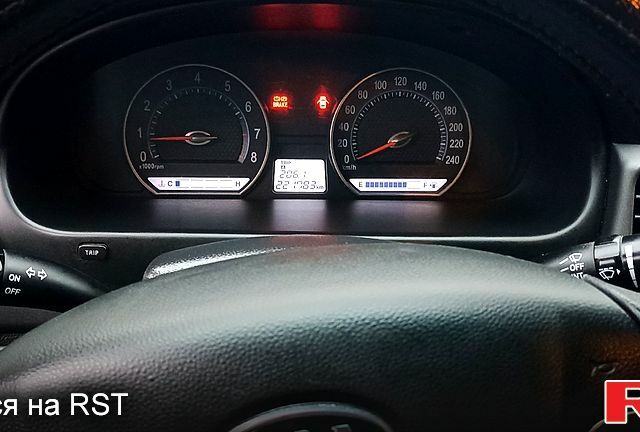 Киа Маджентис, объемом двигателя 2 л и пробегом 221 тыс. км за 6200 $, фото 12 на Automoto.ua