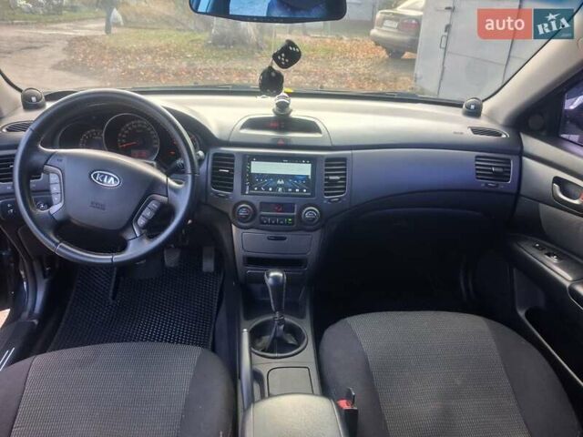 Киа Маджентис, объемом двигателя 2 л и пробегом 222 тыс. км за 6500 $, фото 11 на Automoto.ua