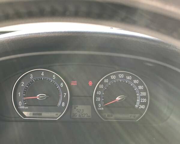 Киа Маджентис, объемом двигателя 2 л и пробегом 370 тыс. км за 4200 $, фото 5 на Automoto.ua