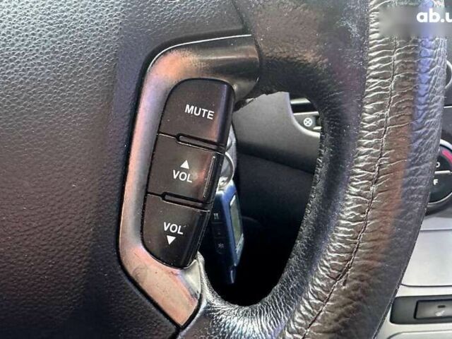 Кіа Маджентіс, об'ємом двигуна 0 л та пробігом 208 тис. км за 4590 $, фото 18 на Automoto.ua