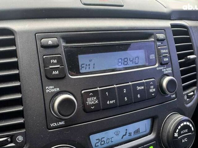 Кіа Маджентіс, об'ємом двигуна 0 л та пробігом 208 тис. км за 4590 $, фото 22 на Automoto.ua