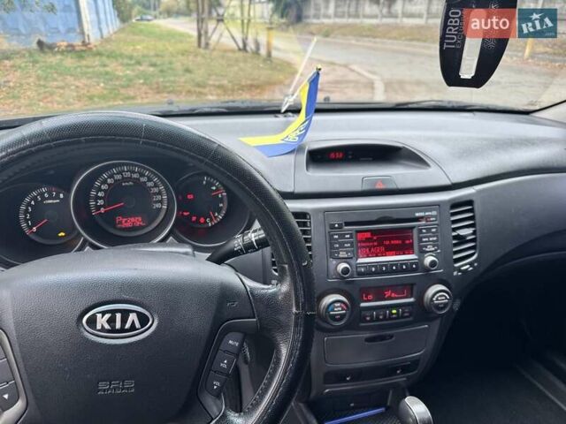 Кіа Маджентіс, об'ємом двигуна 0 л та пробігом 280 тис. км за 6500 $, фото 4 на Automoto.ua