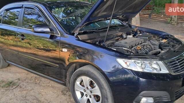 Киа Маджентис, объемом двигателя 2 л и пробегом 155 тыс. км за 6500 $, фото 8 на Automoto.ua