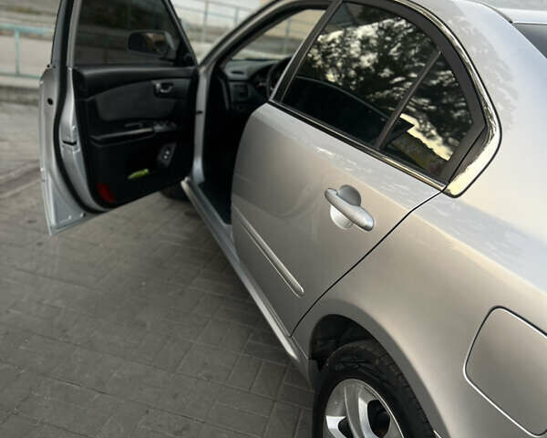 Киа Маджентис, объемом двигателя 2 л и пробегом 190 тыс. км за 7500 $, фото 15 на Automoto.ua