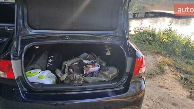 Киа Маджентис, объемом двигателя 2 л и пробегом 155 тыс. км за 6500 $, фото 7 на Automoto.ua