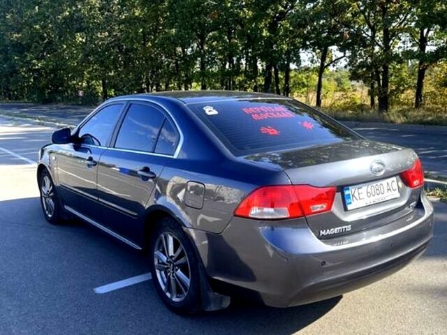 Кіа Маджентіс, об'ємом двигуна 2 л та пробігом 203 тис. км за 7600 $, фото 1 на Automoto.ua