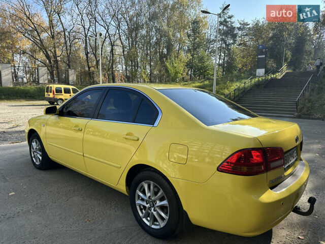Жовтий Кіа Маджентіс, об'ємом двигуна 2 л та пробігом 257 тис. км за 4300 $, фото 11 на Automoto.ua
