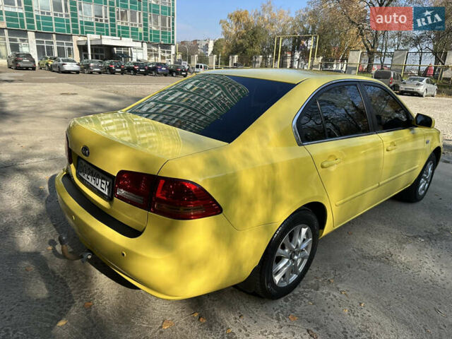 Жовтий Кіа Маджентіс, об'ємом двигуна 2 л та пробігом 257 тис. км за 4300 $, фото 14 на Automoto.ua