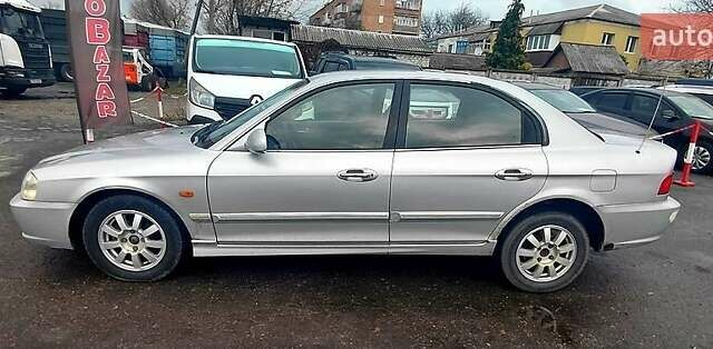 Серый Киа Маджентис, объемом двигателя 2 л и пробегом 290 тыс. км за 2700 $, фото 5 на Automoto.ua