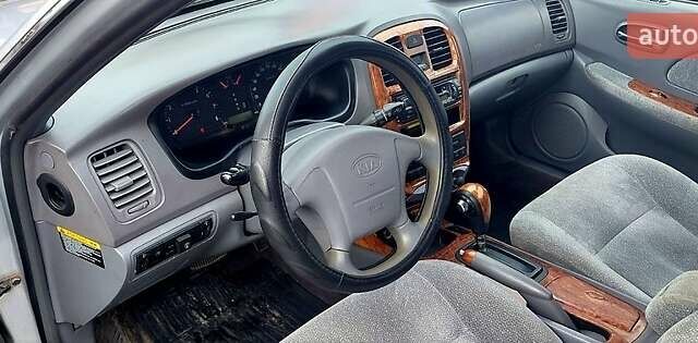 Серый Киа Маджентис, объемом двигателя 2 л и пробегом 290 тыс. км за 2700 $, фото 7 на Automoto.ua