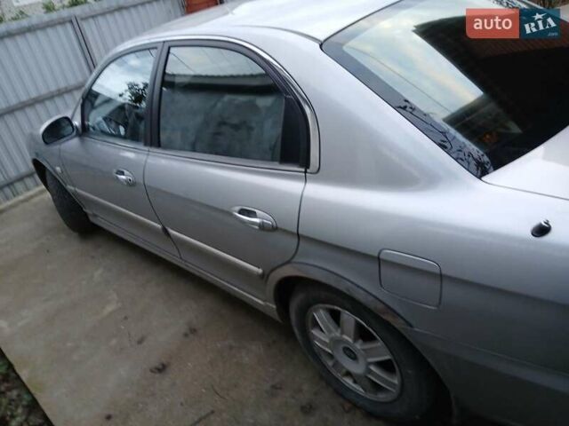 Серый Киа Маджентис, объемом двигателя 2 л и пробегом 271 тыс. км за 3200 $, фото 3 на Automoto.ua