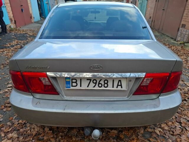 Серый Киа Маджентис, объемом двигателя 2 л и пробегом 340 тыс. км за 2800 $, фото 4 на Automoto.ua