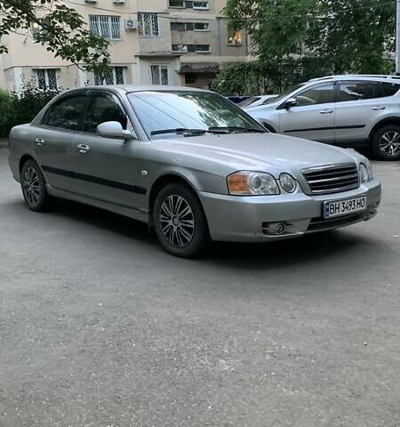 Серый Киа Маджентис, объемом двигателя 2 л и пробегом 270 тыс. км за 3400 $, фото 4 на Automoto.ua